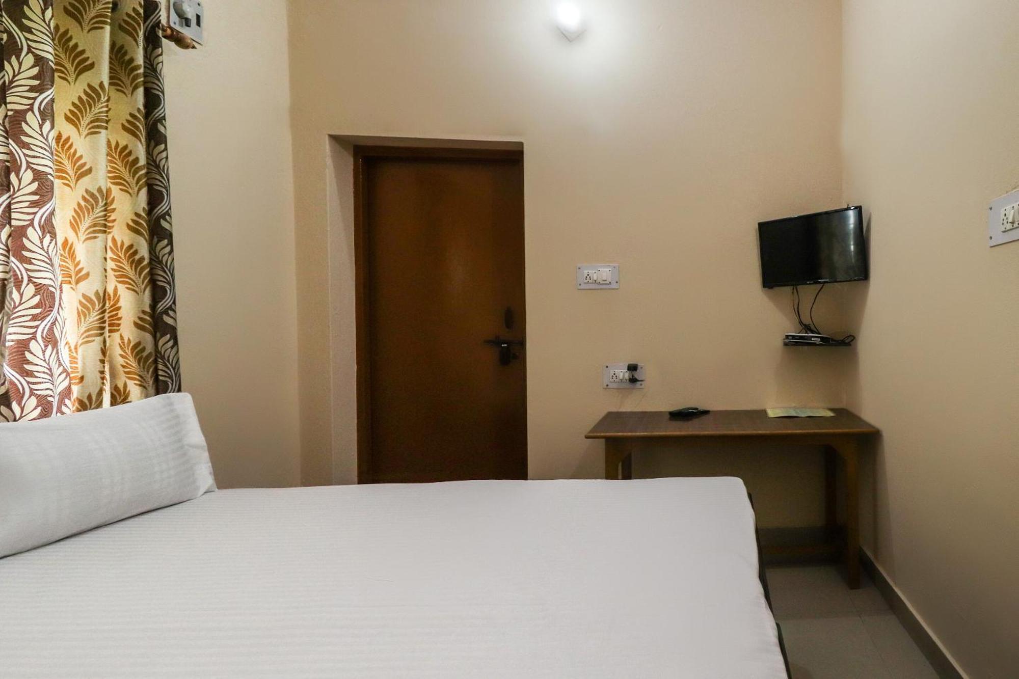 Spot On Shivalik View Stay Jhājra Exterior foto